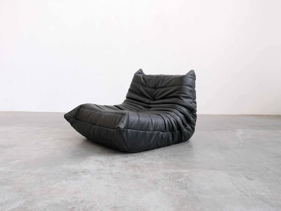 Vintage Design Armchair Ligne Roset Togo, Leather, Black (photo 7 of 8)