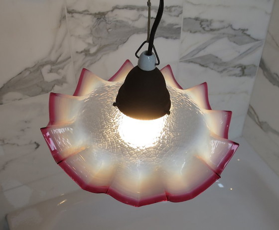 Image 1 of Art Deco glazen hanglamp rood wit zigzag rond