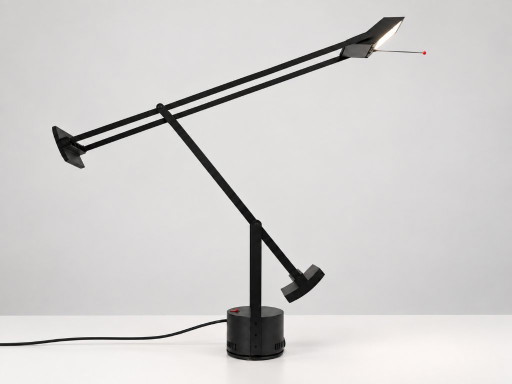 Artemide Tizio Tischlampe von Richard Sapper