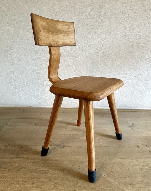 Silla infantil vintage de madera de los años 60