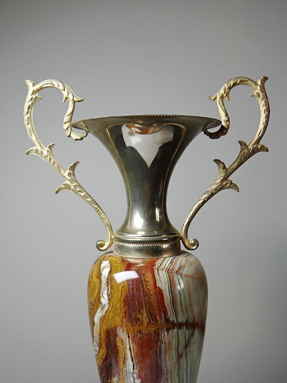 Image 1 of Grote decoratieve cassolette van onyx en verguld metaal, Italië, jaren 60-70.