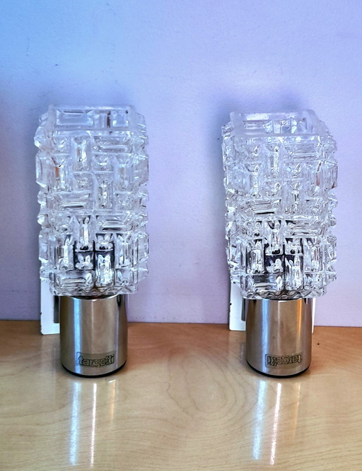Pair of Targetti wall lights in glass and chromed metal, 1970