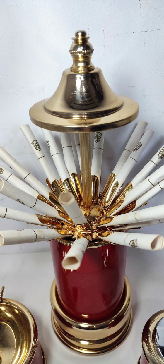 Image 1 of Ensemble de fumeurs. Espagne, années 1970.