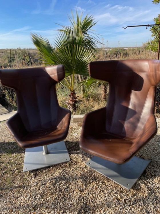 Image 1 of Pair of Moroso Italian design swivel armchairs