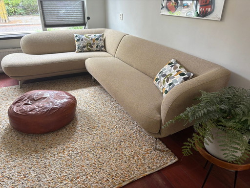 Beautiful Leolux flint corner sofa new condition