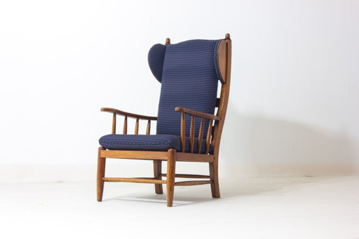 French lounge chair in blue fabric