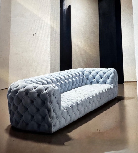 Baxter Chester Moon Sofa by Paola Navone – 255cm – Nubuck Leather – 3-5 seaters (photo 4 of 5)