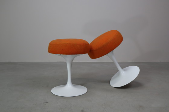 Image 1 of Pair of Eero Saarinen Tulip Stools for Knoll International, 1970's