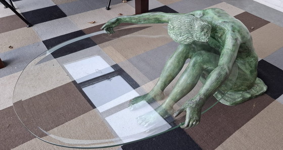 Image 1 of Coffee table statue of a naked woman, bronze, beautiful patina