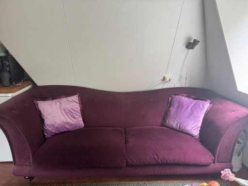 Luxury Castle Sofa purple aubergine velour velvet