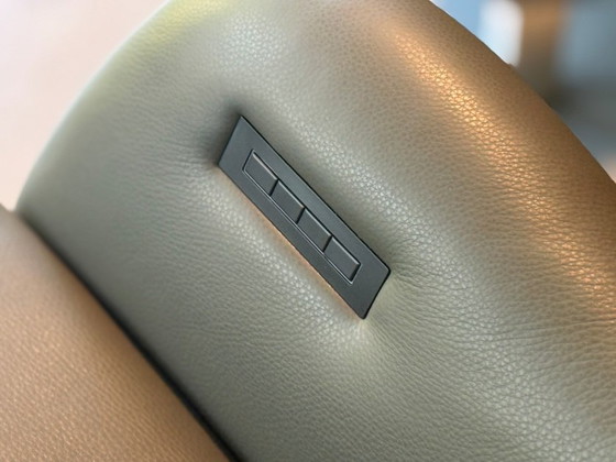 Twice TW305 – De Toekomst, Sessel, Leather, Calfskin (photo 7 of 7)