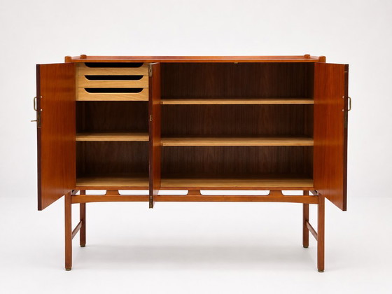 Cabinet suédois de style Mid-Century de David Rosen, Naples, 1953 – Meubles de rangement, Wood, Brass (photo 5 of 14)