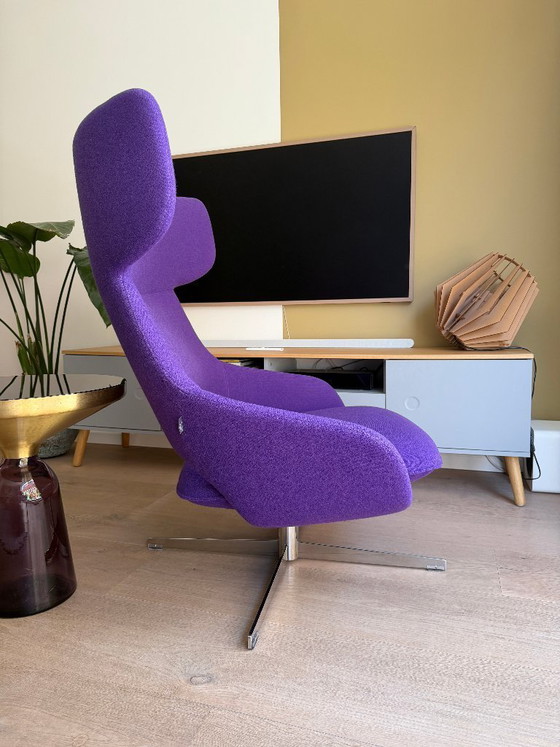 Image 1 of Artifort Kalm Swivel Armchair by Patrick Norguet