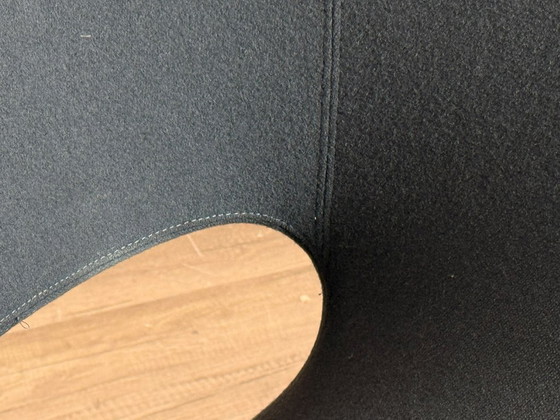 Moroso Victoria & Albert - Antracite | Ron Arad – Poltrone, Metal, Textile (photo 9 of 11)