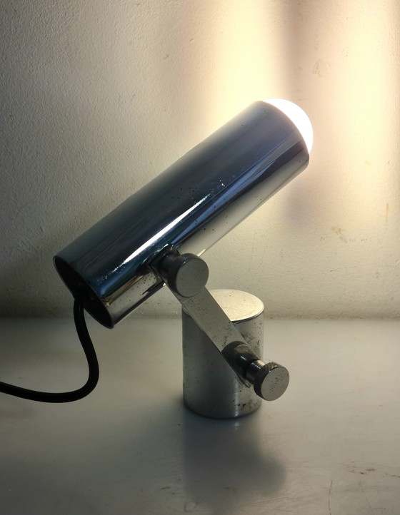 Image 1 of Lampada da tavolo vintage anni '60 in metallo e cromo