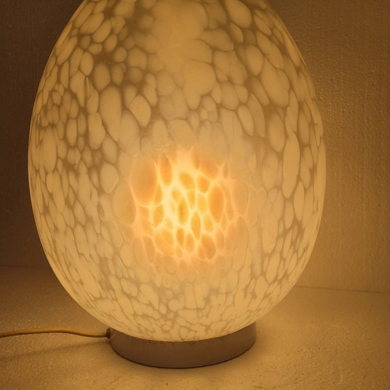 Image 1 of Tischlampe "Ei", Glas, La Verrerie de Vianne, Mitte des Jahrhunderts, 70er Jahre - Frankreich