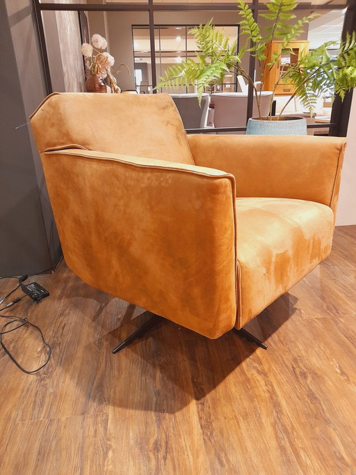 Jamé Seating Jesse armchair