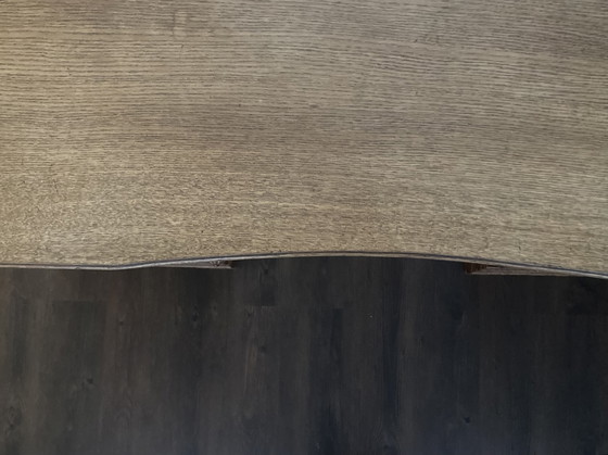 Image 1 of Bureau van eikenhout met stoel