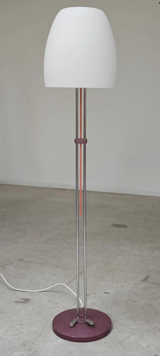 Lampadaire en métal chromé opaline triplex Lidokov ex Tchécoslovaquie – Cast Iron, Mid Century Modern (photo 21 of 21)