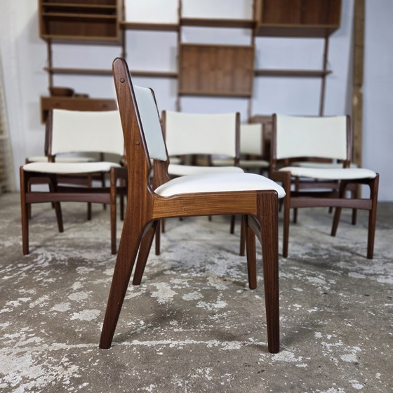 Image 1 of 8x Erik Buch Model 89 vintage jaren 60 Deense stoel gerestaureerd teak