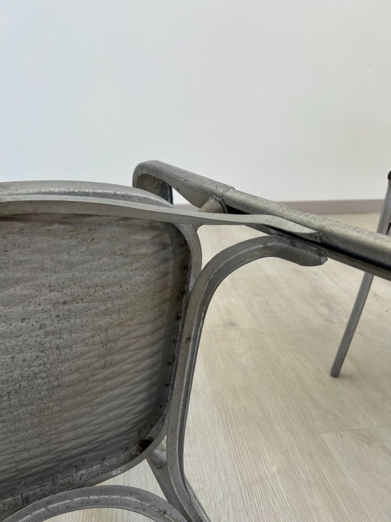 Image 1 of Aluminiumstühle - Avec-Plakette « Gaston Viort - Salon de Provence »