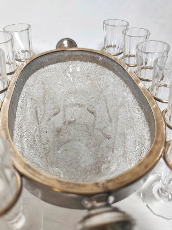 Image 1 of Secchiello per il ghiaccio in vetro con dodici bicchieri. Spagna, anni '40.