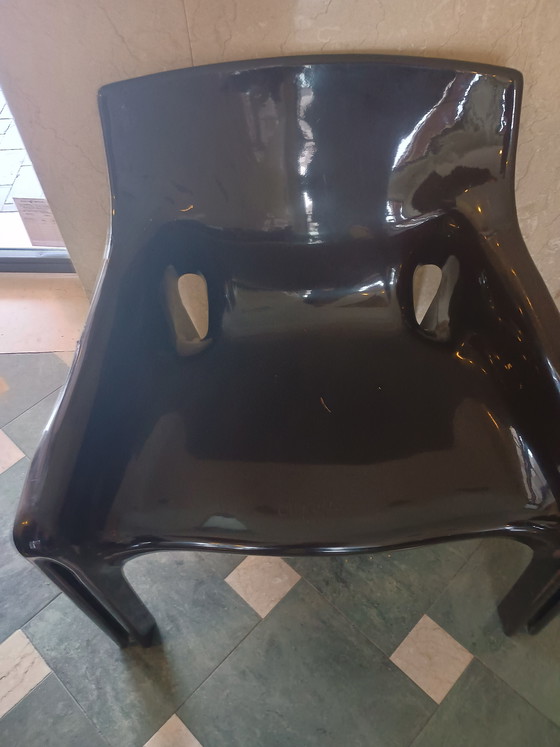 Image 1 of Vicar Vico Magistretto's chair