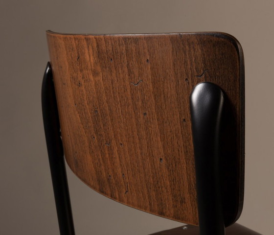 Image 1 of 8 Stühle Schule - Marke Dutchbone