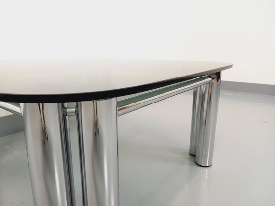Image 1 of Vintage Italiaanse vierkante Space Age salontafel van gerookt glas en verchroomd metaal uit de jaren 70