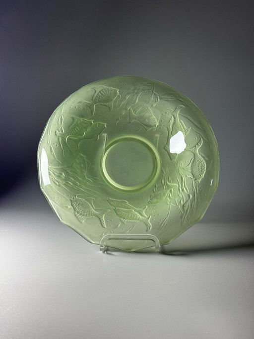 August Walther & Söhne “Arabella” Uranium Glass Centerpiece Bowl – Art Deco Fish Decor – 1930s Germany