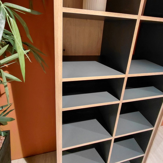 Image 1 of Librería Xoon Darwin