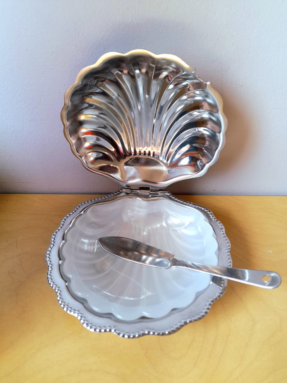 Image 1 of Muschelförmige Butterdose und Edelstahlmesser