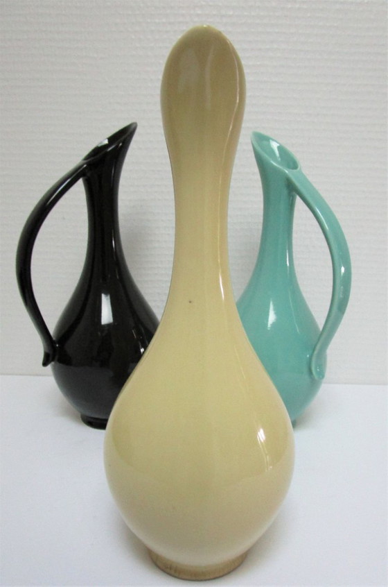 Image 1 of Tres jarras de cerámica de la década de 1960