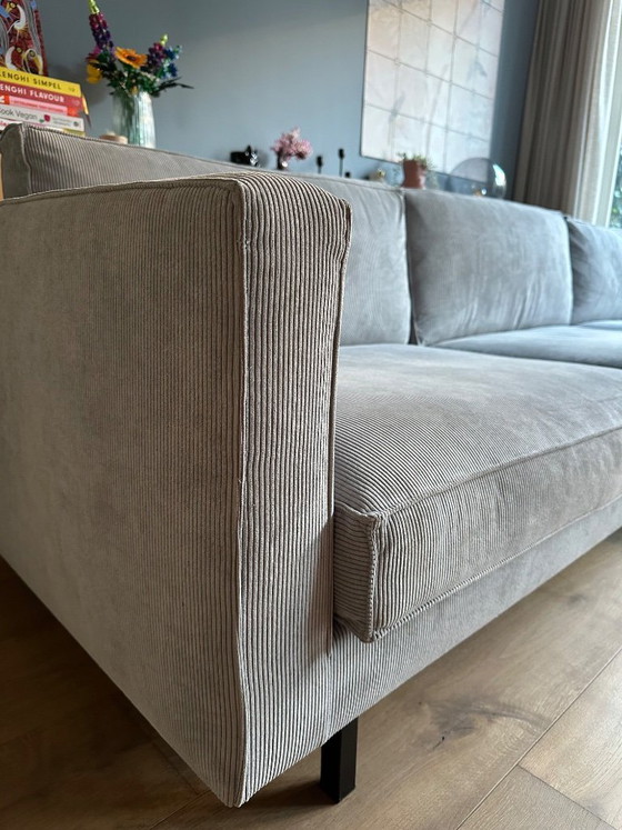 Image 1 of Divano angolare di Sidde Mads in tessuto a coste grigio chiaro, 300 cm