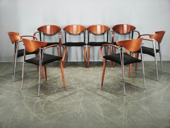 Paco Capdell Set aus acht spanischen Esszimmerstühlen aus Chrom, Holz und Samt – Wood (photo 21 of 21)