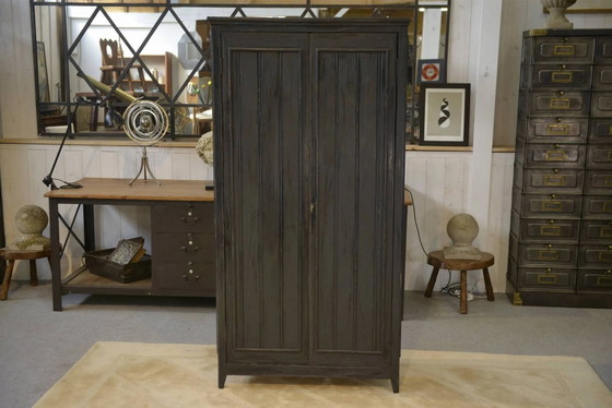 Distressed wardrobe from the 1950s. – Wood, Vintage (photo 13 of 15)