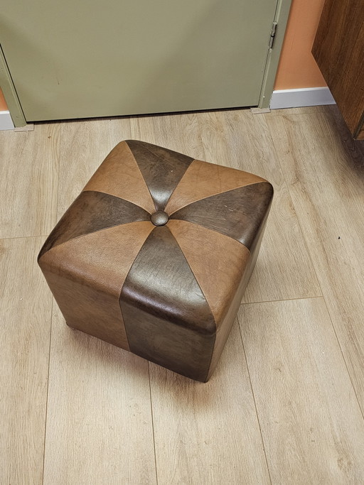 Pouf ottoman vintage en similicuir marron cognac