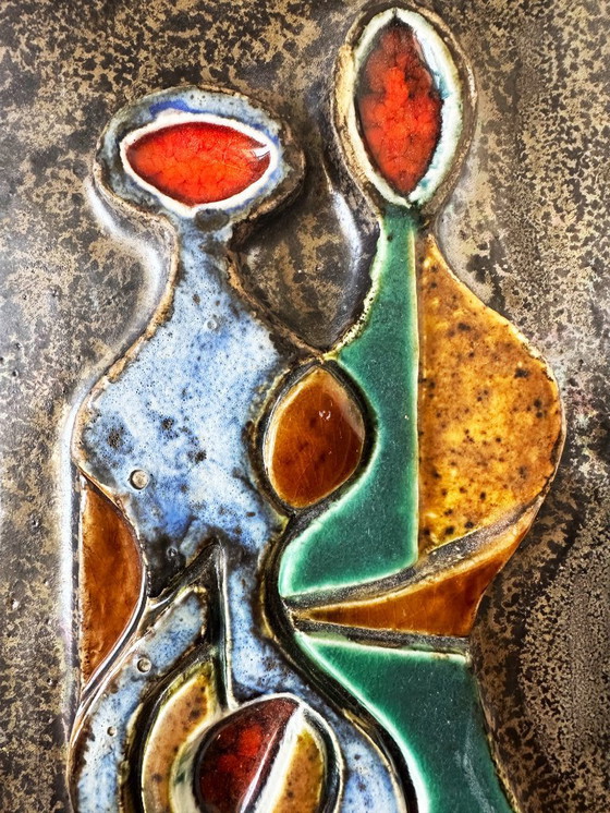 Image 1 of Sculpture murale cubiste en terre cuite émaillée polychrome. Helmut Schäffenacker – Allemagne, années 50