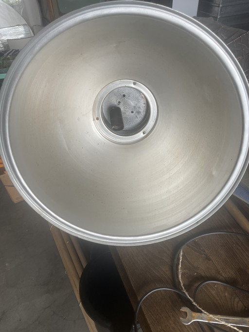 Lampe suspendue vintage en métal