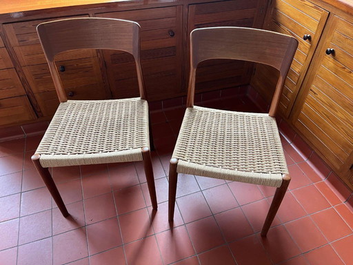 Set di 2 sedie di design danese – Henning Kjærnulf per Korup