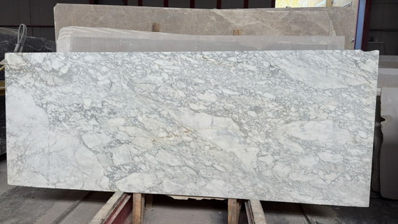 Image 1 of Travertin Esstisch rechteckig massiv – Naturstein Tisch
