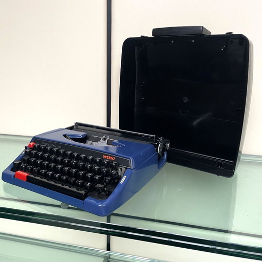 Macchina da scrivere Brother Deluxe 250TR blu, anni '70, con custodia, prodotta in Giappone.