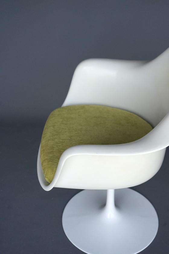 Image 1 of vintage Tulip Stoelen van Eero Saarinen voor Knoll International. 1960s