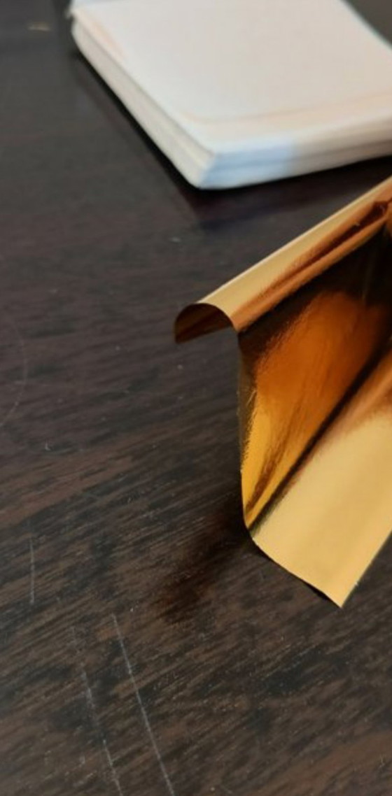 Image 1 of 500 unités de feuilles de caractères dorées