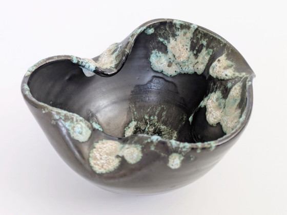 Image 1 of Bol vintage de style Vallauris, poterie de lave grasse du milieu du siècle, anthracite et vert mousse