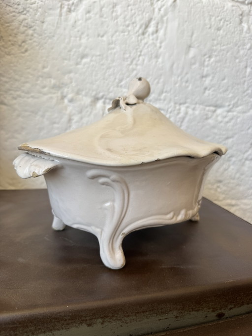 18th century Moustiers earthenware vegetable dish