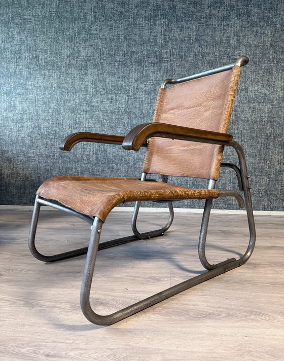 Image 1 of Vroege Bauhaus fauteuil met hoge rugleuning Veha, Den Haag, jaren 30