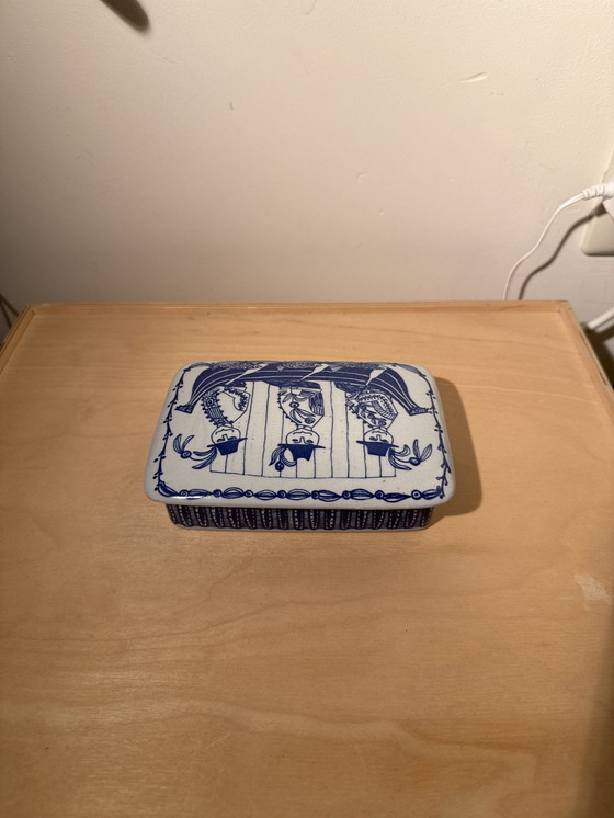 Image 1 of Gâteau en porcelaine bleu Stavanger Flint