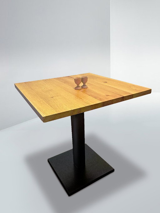 Mesa de bar baja en ROVER