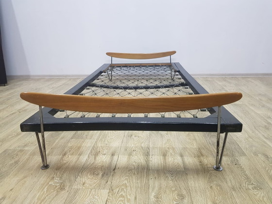 Bed by Fred Ruf for Wohnbedarf, Switzerland, 1950s. – Mattresses and bed bases, Chrome (photo 8 of 23)